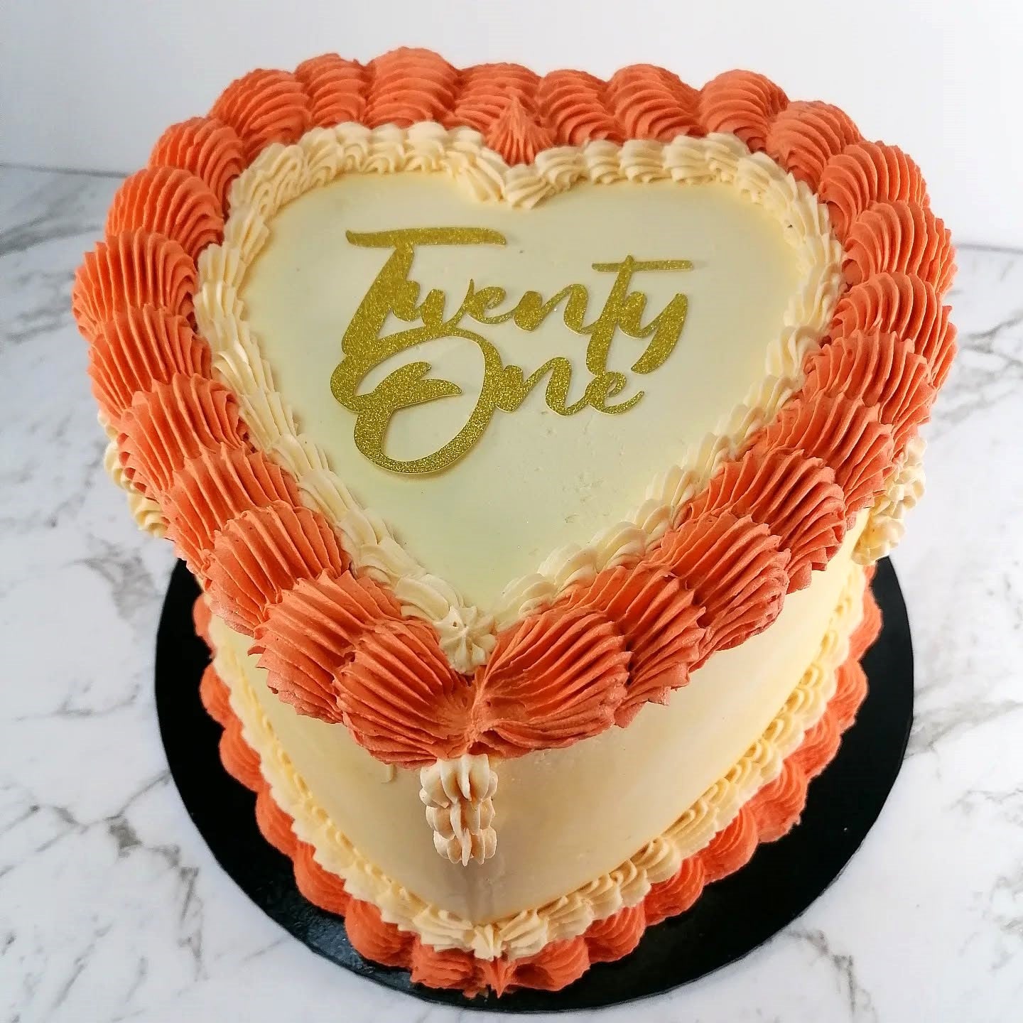 Customisable Vintage Heart Cake